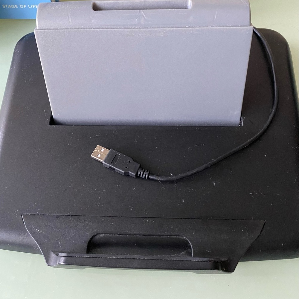 💻 Computer Stand💙 with Adjustable Levels and Numerous Outlets 💻 - Picture 2 of 5